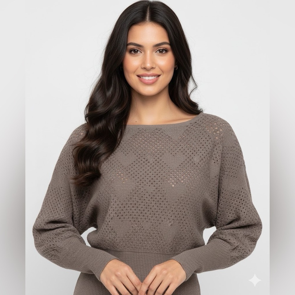 Elegant Women's Knit Sweater in Taupe